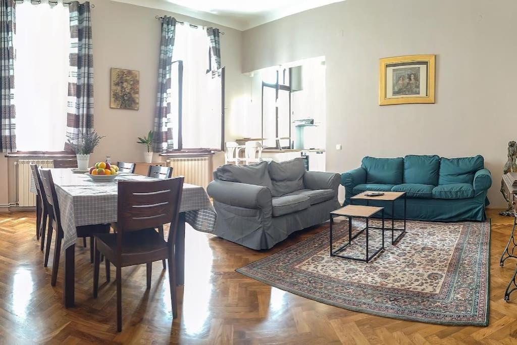 Apartment Pataky Zagreb Bagian luar foto