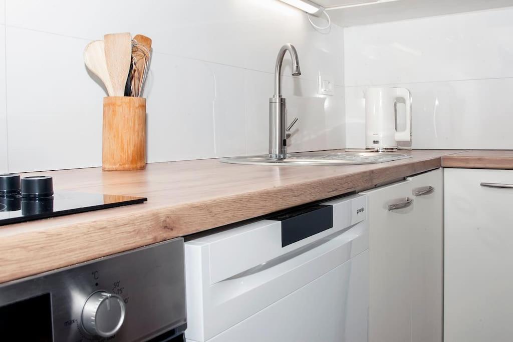 Apartment Pataky Zagreb Bagian luar foto
