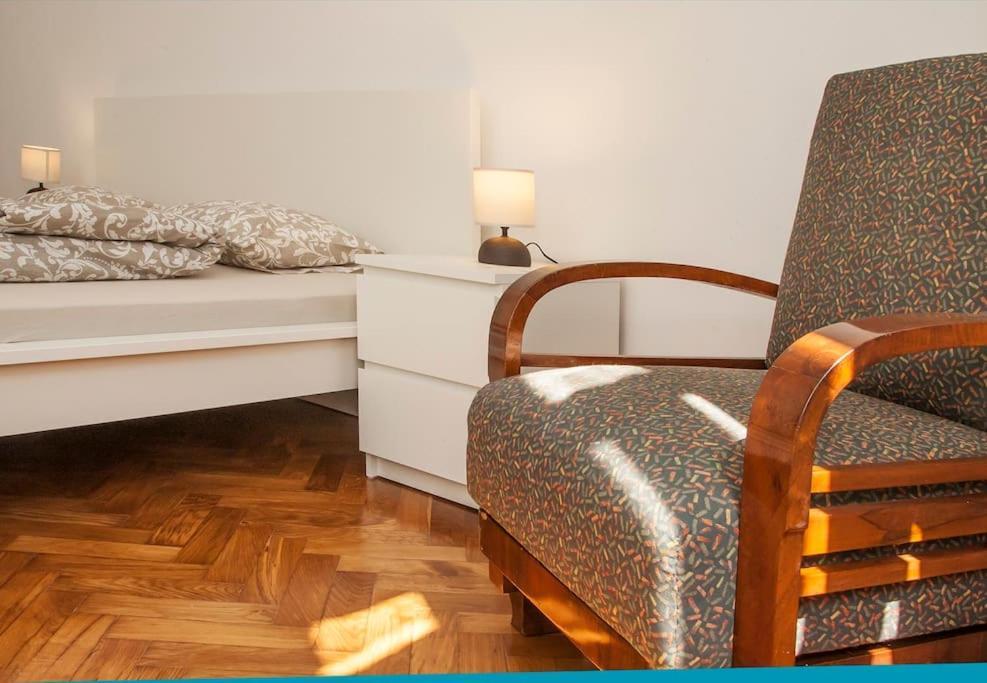 Apartment Pataky Zagreb Bagian luar foto