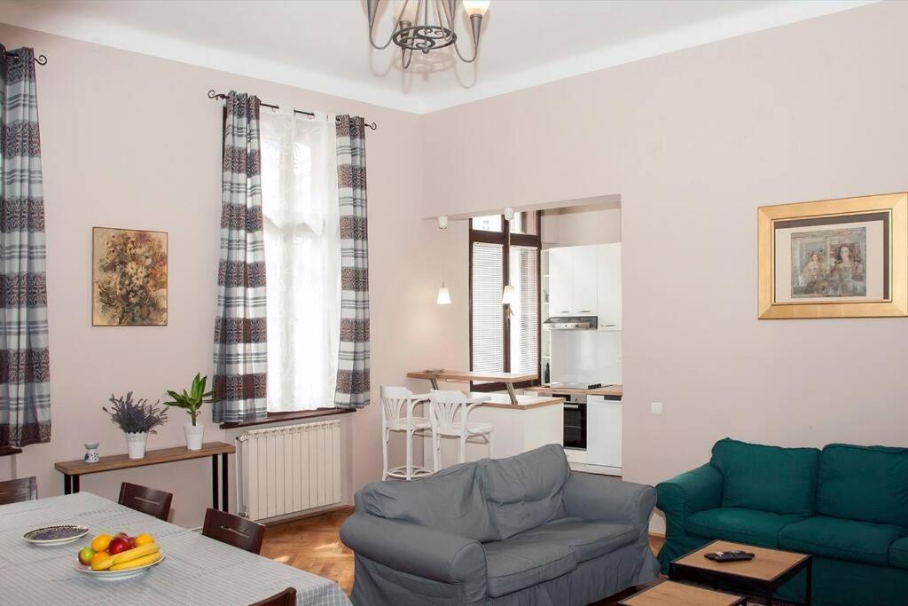 Apartment Pataky Zagreb Bagian luar foto